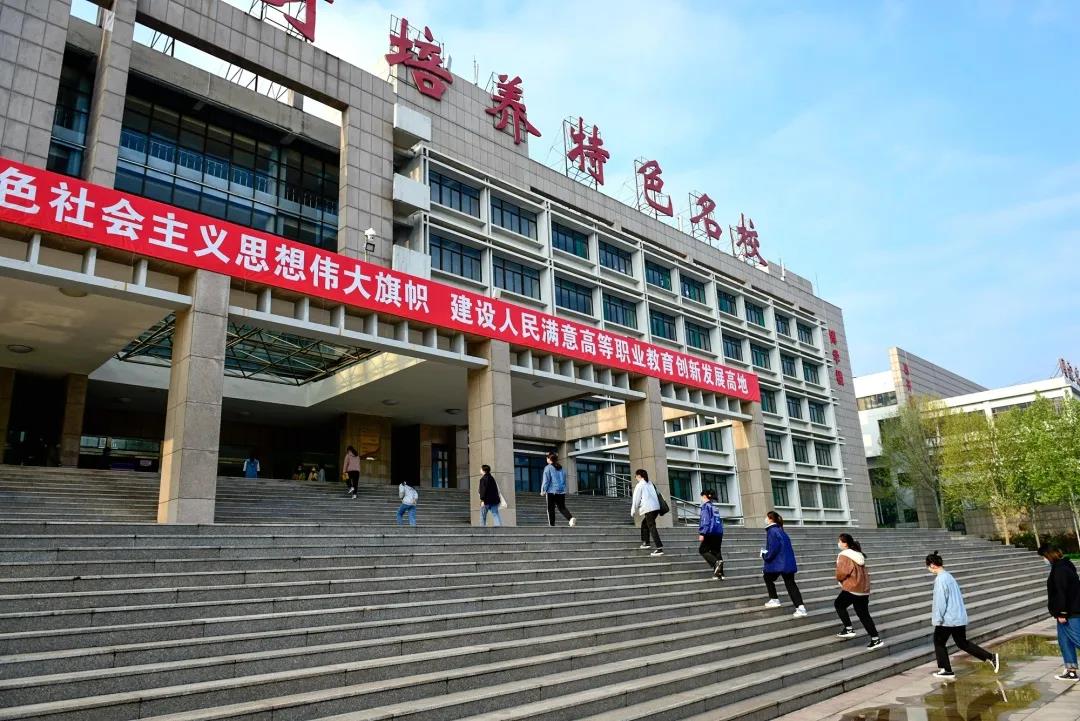 精品久久久久久无码中文字幕一区