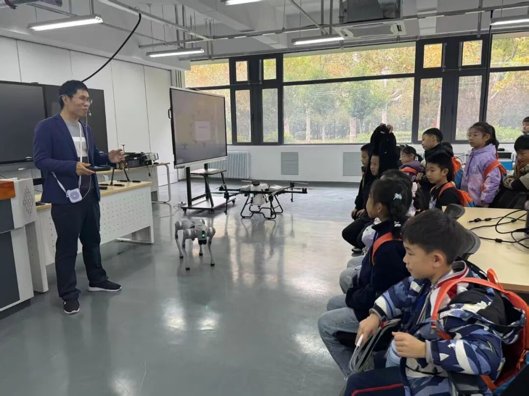 精品久久久久久无码中文字幕一区