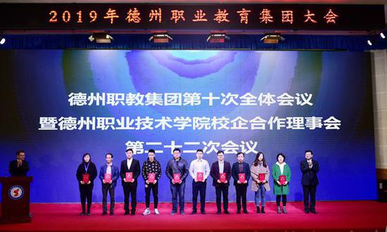 精品久久久久久无码中文字幕一区