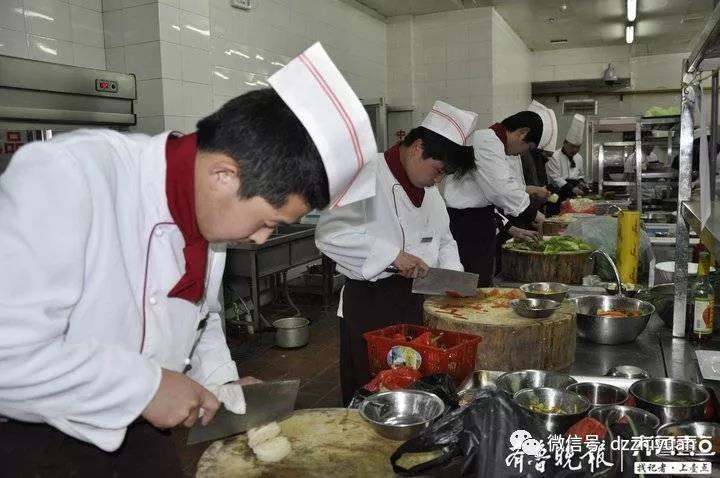 精品久久久久久无码中文字幕一区