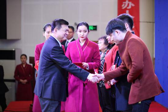 精品久久久久久无码中文字幕一区