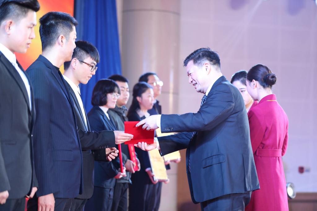 精品久久久久久无码中文字幕一区