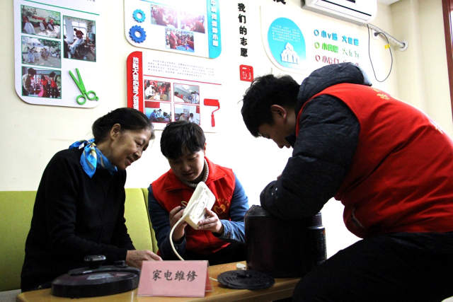 精品久久久久久无码中文字幕一区
