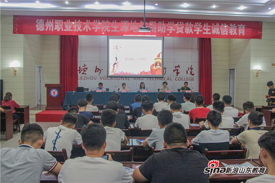 精品久久久久久无码中文字幕一区